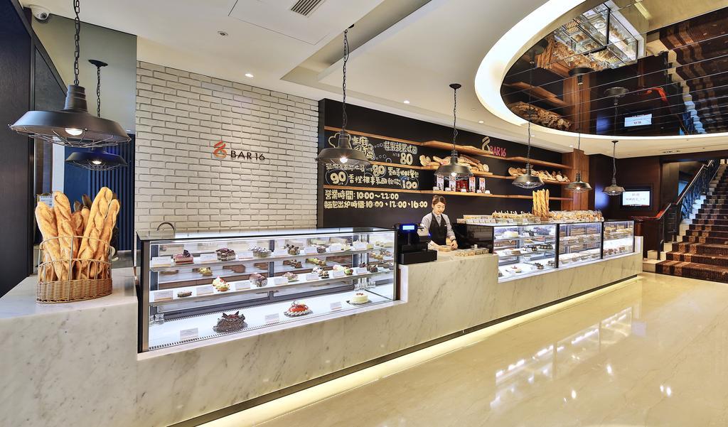 Queena Plaza Hotel Tainan Eksteriør bilde