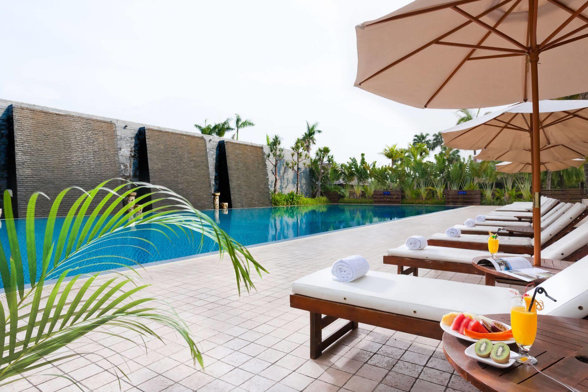 Queena Plaza Hotel Tainan Eksteriør bilde