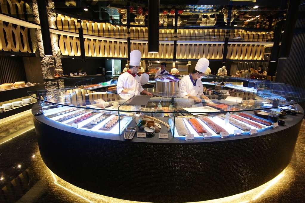 Queena Plaza Hotel Tainan Restaurant bilde